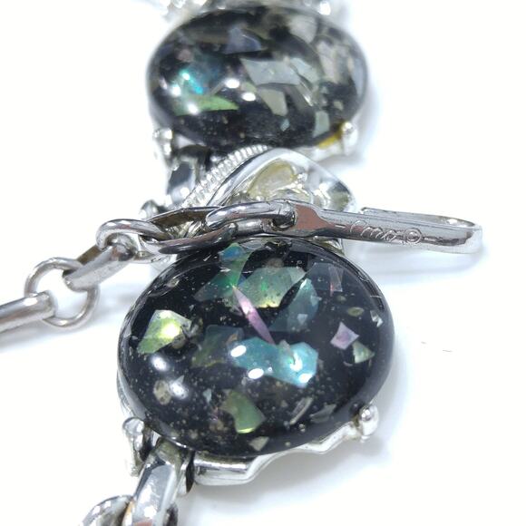 Coro Lucite Confetti Necklace, Gray Lucite & Silver Tone, 1950s Vintage Jewelry - Picture 9 of 10